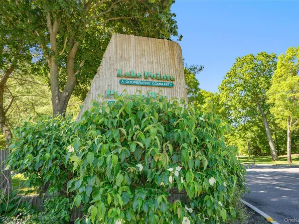 200 Lake Pointe Circle #200, Middle Island, NY 11953
