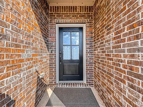 5th image of 31103 White Cypress Ln