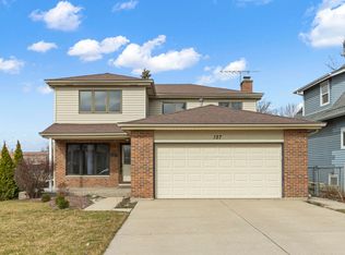 127 E Grantley Ave, Elmhurst, IL