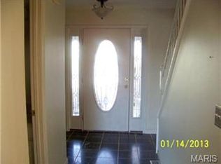 14 Chadoak Ct, Fenton, MO 63026