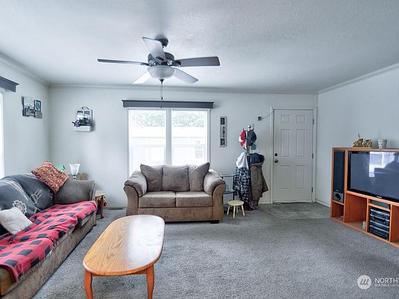 5th image of 1112 S Yew Street #43