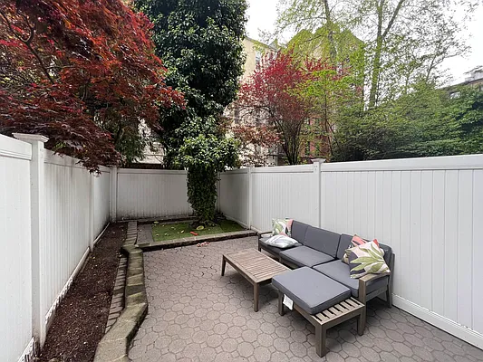 Rented by Corcoran | media 1