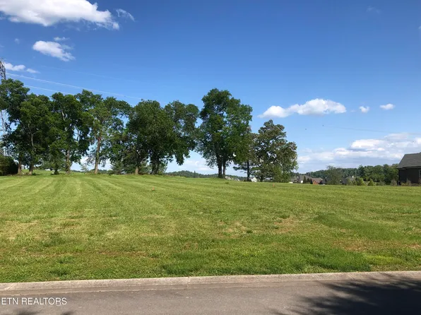 3636 Edgewater Way, Louisville, TN 37777