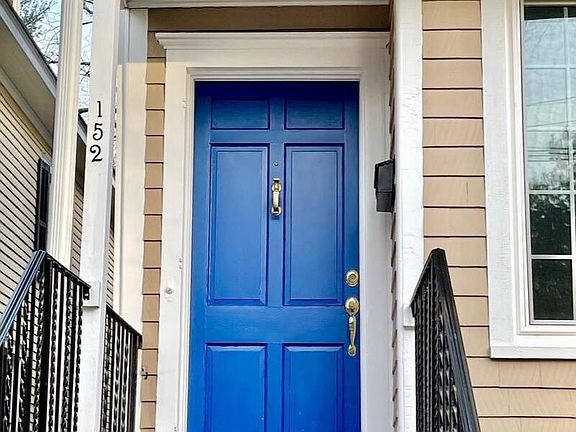 2nd image of 152 Mercer St