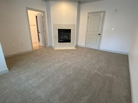 5th image of 4733 Bowser Ct #4771