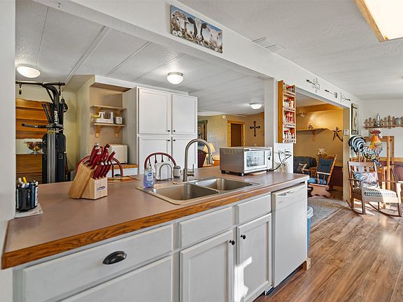 5th image of 1204 Ambrose Creek Rd