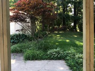 5676 Shaw St, Haslett, MI 48840