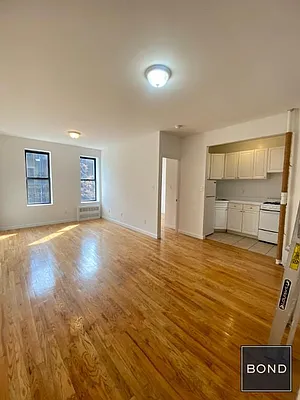 Rented by Bond New York | media 12