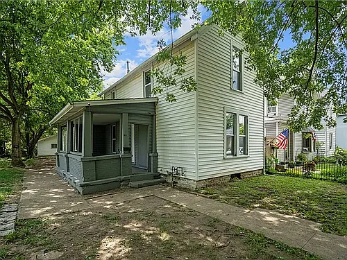 48 Sherman St Photo 1