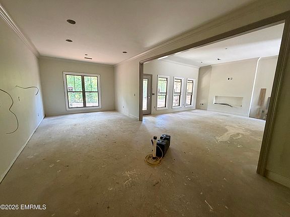 5th image of 7590 Pleasant Dr
