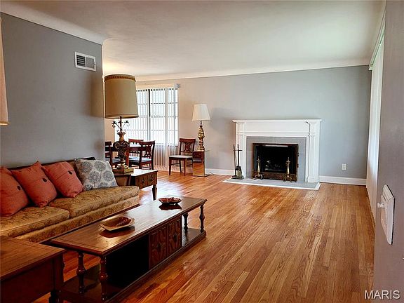 4th image of 8303 Knollwood Dr