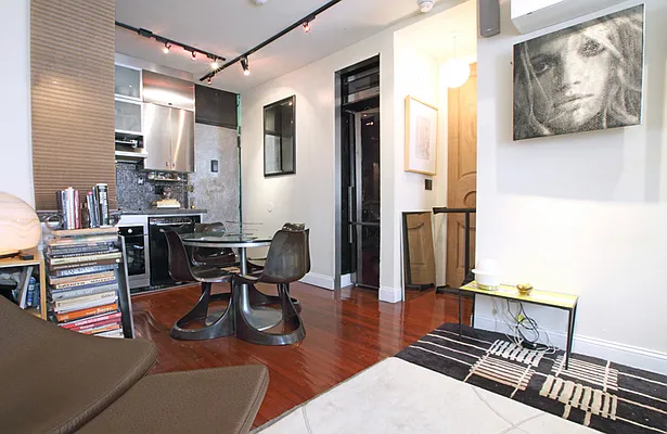 Sold by Vesna Radunovich, LREB | media 6