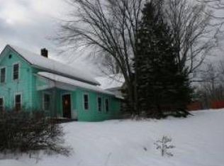 53 Union St, Farmington, NH 03835