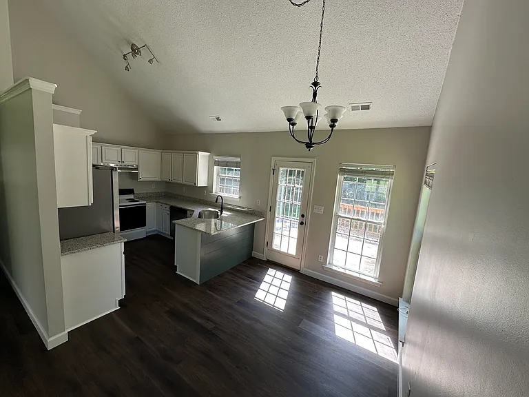 85 McIntosh Estates Dr — Photo 39