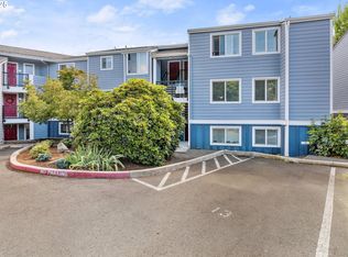 47 Eagle Crest Dr UNIT 13, Lake Oswego, OR 97035