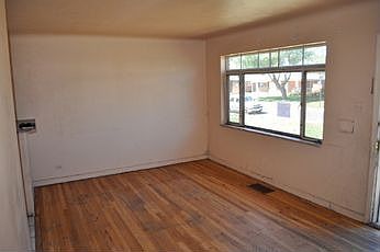 2nd image of 736 S Dale Ct