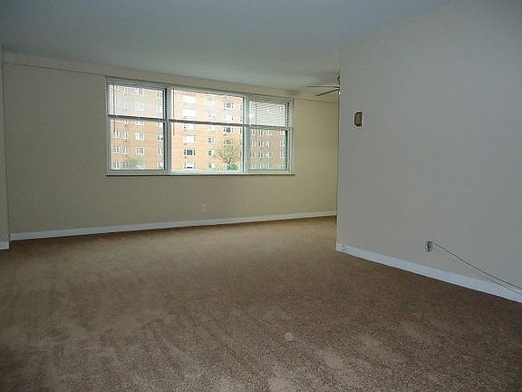 2nd image of 11850 Edgewater Dr APT 113