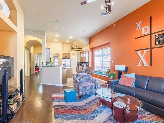 3rd image of 3132 Fox Hollow Dr