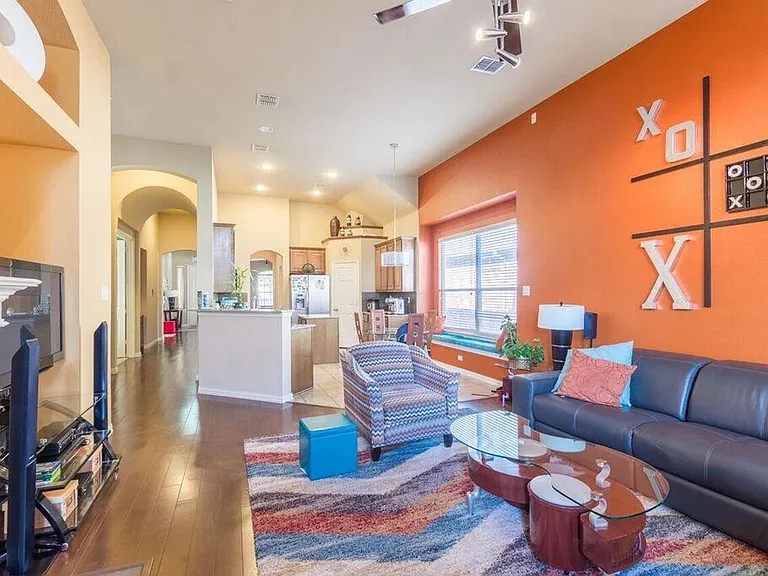 3132 Fox Hollow Dr — Photo 3