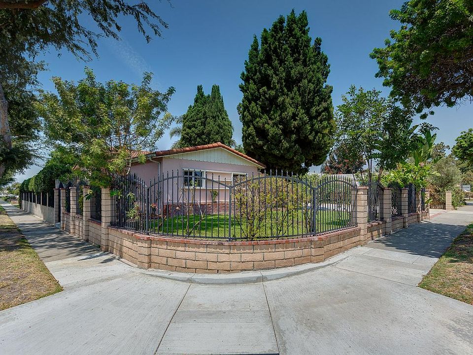 1st image of 601 N Acacia Ave