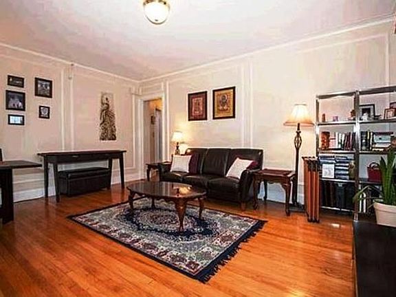 2nd image of 1450-1454 Beacon St #743