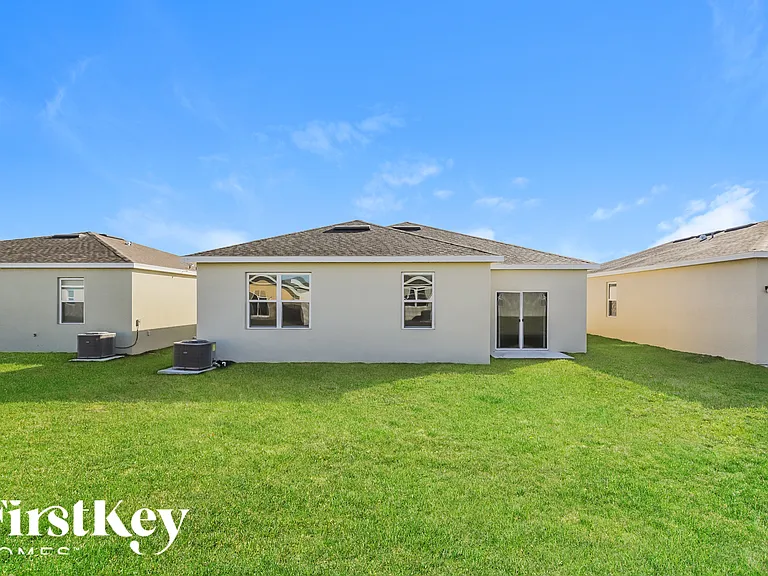 414 Reina Way — Photo 14