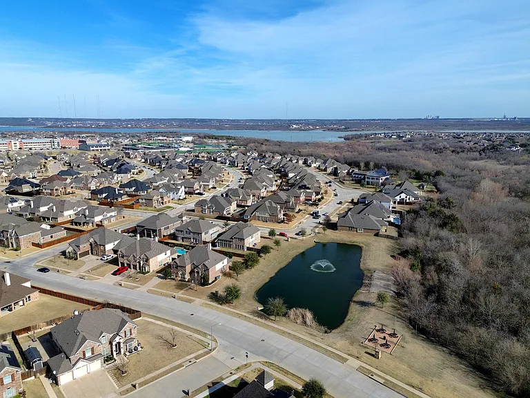 4007 Barlow Ct — Photo 31