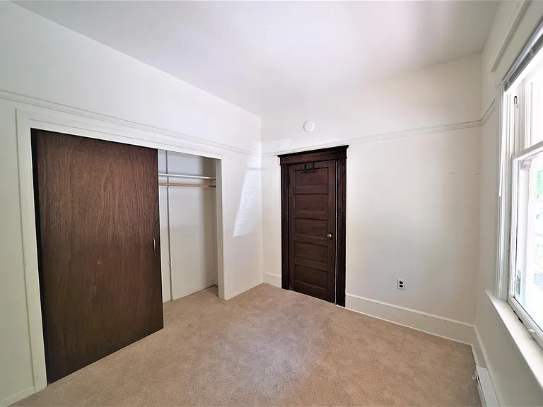 5726 S Corbett Ave — Photo 12
