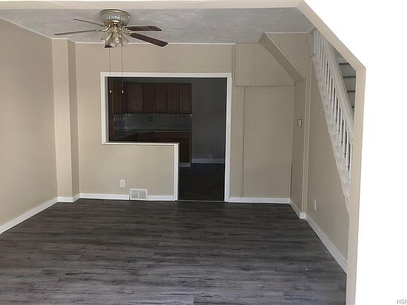 4th image of 104 Jewell St