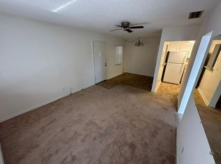 3724 76th St N APT 322, Saint Petersburg, FL 33710