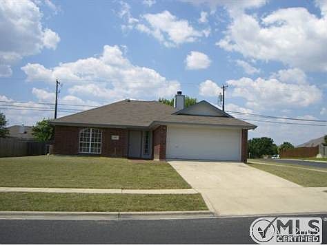 SPACIOUS CORNER LOT