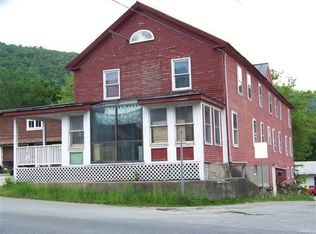 147 N Main St, Rochester, VT 05767