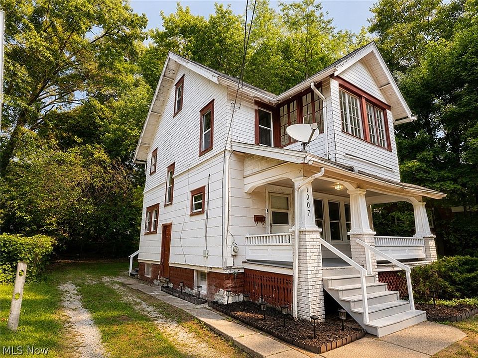1st image of 1007 Delia Ave