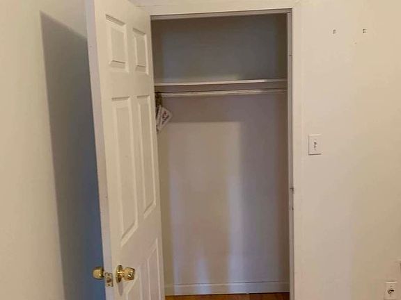 3rd image of 1039 Bergen St #1A