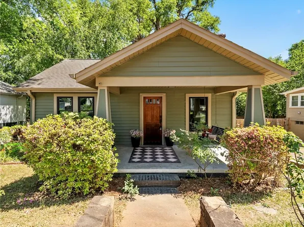 806 Perry Rd, Greenville, SC 29609