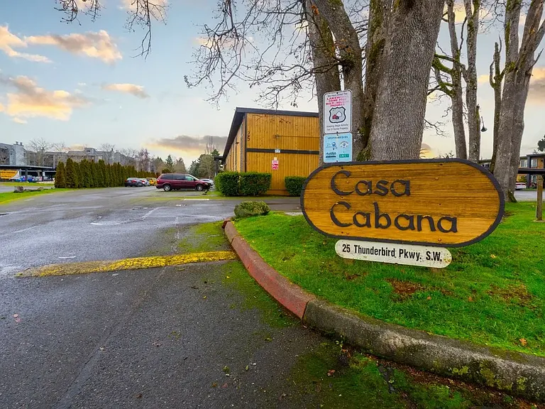 Casa Cabana Apartments — Photo 13