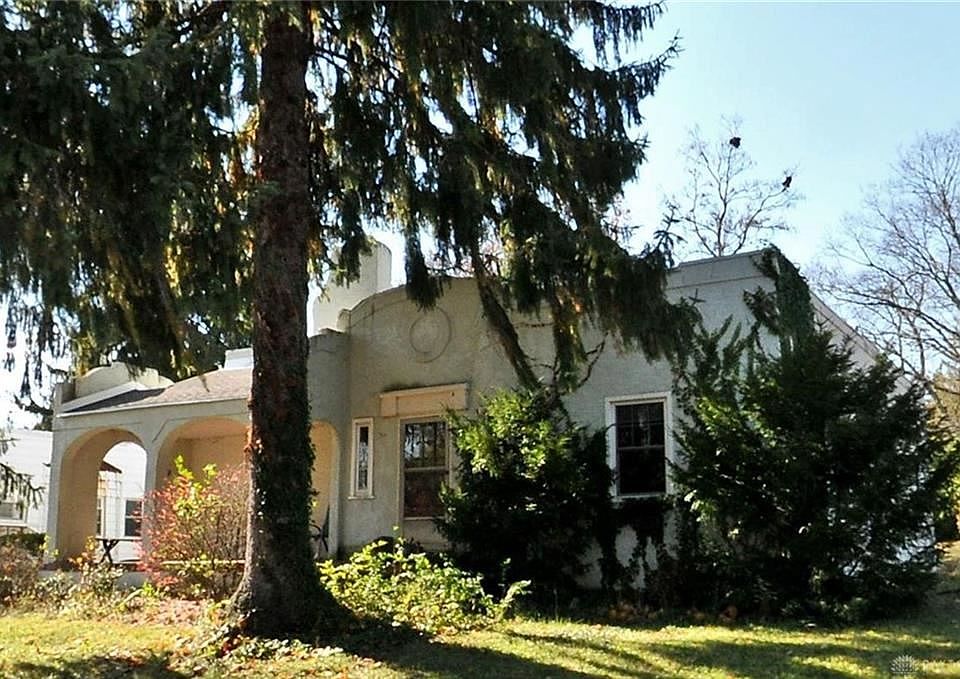 1st image of 2227 Emerson Ave