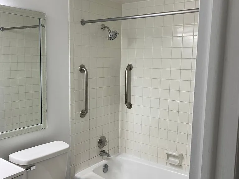 883 Roanoke Dr — Photo 36