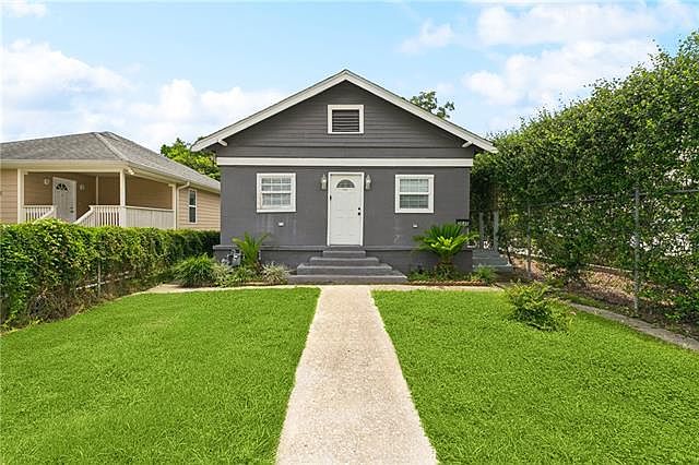 1st image of 2648 Jonquil St