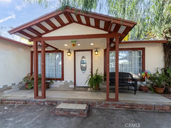 4800 E 59th Pl, Maywood, CA 90270