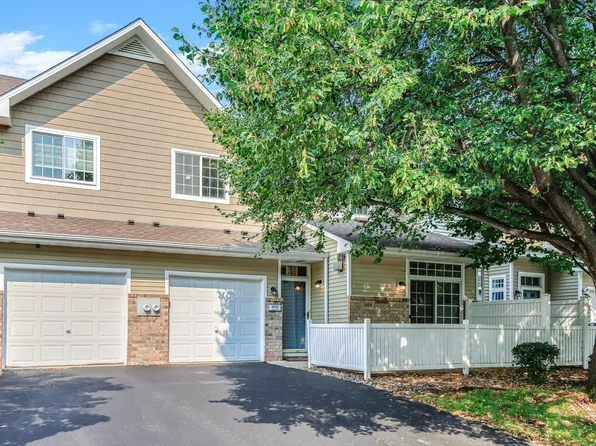 8450 Kimball Dr, Eden Prairie, MN 55347