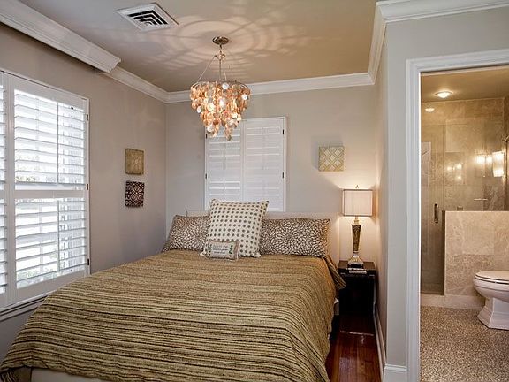 5th image of 3208 W Parkland Blvd