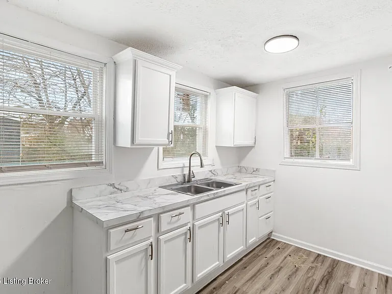 2604 Hale Ave — Photo 8