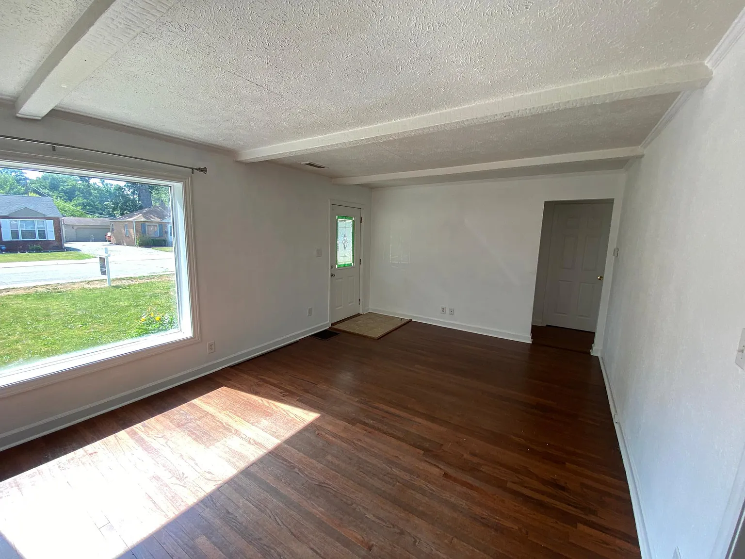 4525 Payton Ave — Photo 4