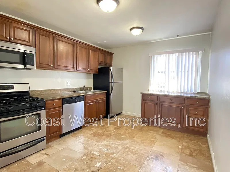 2 bed, 1.0 bath, 775 sqft, $2,750 — Photo 3