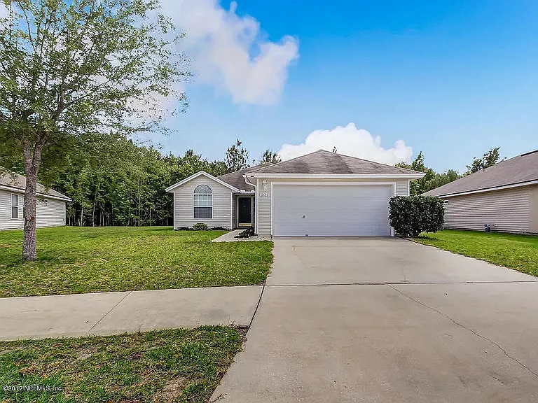 6123 Fillyside Trl — Photo 3