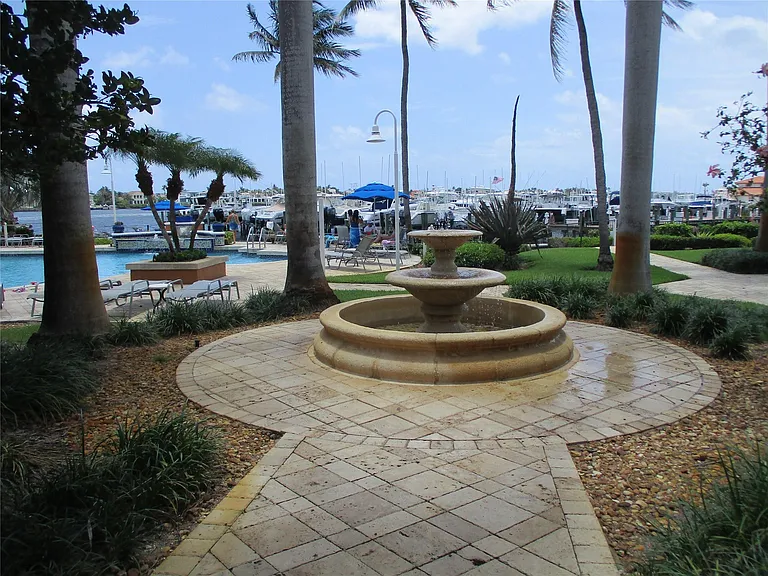 123 Yacht Club Way #206 — Photo 28