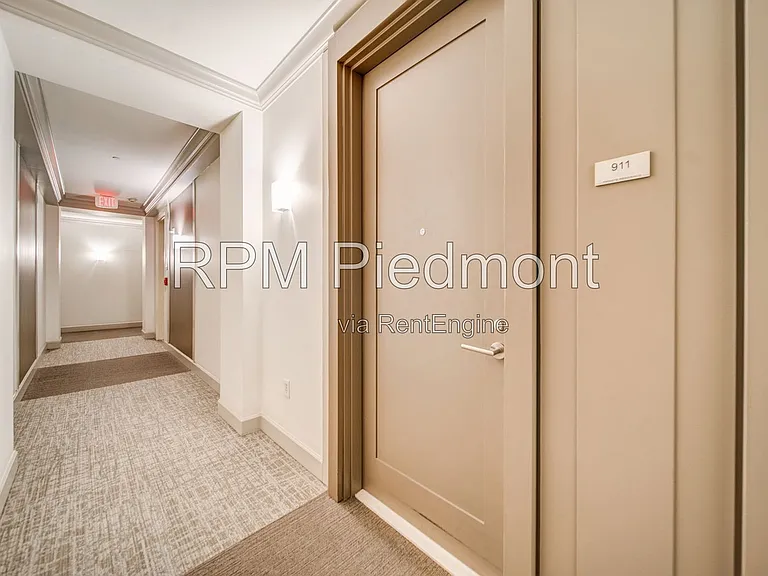 1820 Peachtree Rd #911 — Photo 6