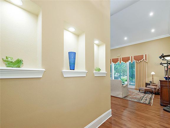 5th image of 2642 Tifton St S