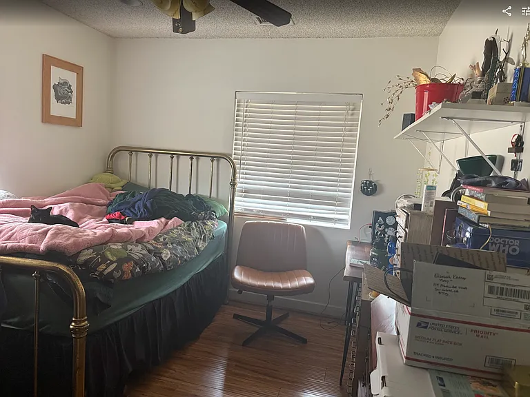 114 Franklin Ave #A — Photo 6